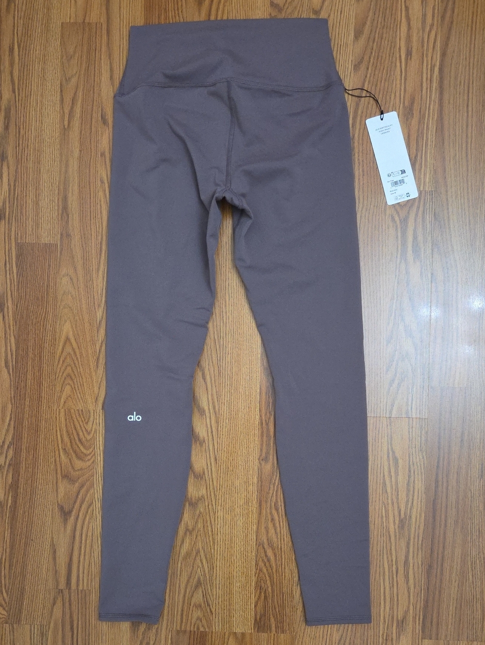 Alo Yoga High-Waist Airbrush Leggings Raisinette/ Medium